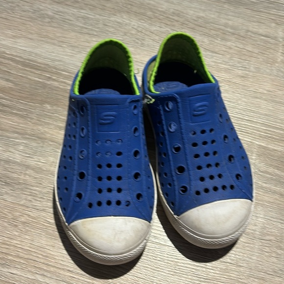 Skechers Foamies. Toddler size 9. Blue & Lime - Picture 2 of 5